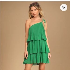 Lulus size large green dress one shoulder tiered